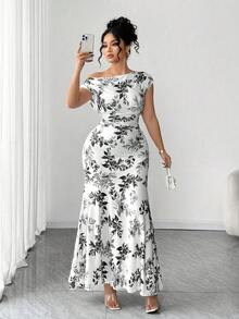 Elenzga Valentine's Day Floral Pattern Asymmetric Waist Mermaid Hem Elegant Plus Size Women Dress - Black - View 3