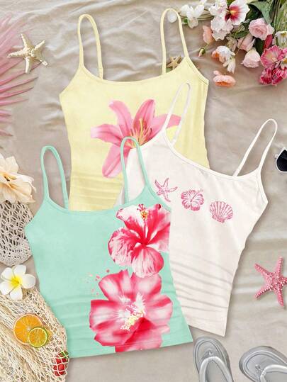 Bộ 3 áo tank top thể thao dáng ôm thoải mái chủ đề bãi biển nhiệt đới với hoa dâm bụt, hoa sứ, sao biển và vỏ sò dành cho thiếu nữ, màu trắng, vàng nhạt và kem.