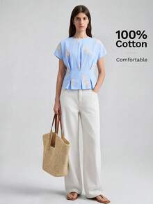 Ontre Áo nữ màu mơ đặc biệt, chất liệu vải dệt họa tiết sóng, cổ tròn, không tay, dáng chữ H, phong cách thành thị năng động, công sở, đi làm, thời trang cao cấp, chất liệu sang trọng, mang đến vẻ ngoài thanh lịch. - Màu xanh lam - Xem 3