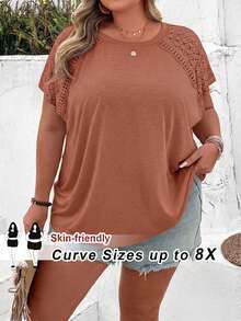 SHEIN CURVE+ 大码撞色蕾丝拼接短袖T恤，适合夏季海滩度假，波西米亚风情 - 摩卡棕 - 查看 1