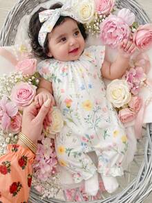 SHEIN Newborn Baby Floral Print Ruffle Casual Everyday Romper - Pink - View 2