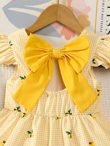 SHEIN Girls' Lemon Print Dress,Summer Fairy White Plaid Holiday,Flutter Sleeve,Ruffle Hem,Back Bow Cutout,Casual & Matching For Family Vacation,Fresh Cute - Yellow - View 5