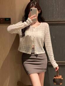 DAZY 女士休闲宽松圆领开襟T恤 - 米色 - 查看 2