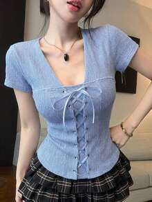 DAZY 淺藍色時尚夏季夜生活女款 T-shirt，優雅蝴蝶結裝飾前綁帶設計方領修身短袖上衣，適合派對、婚禮的可愛上衣 - 藍色 - 查看 2