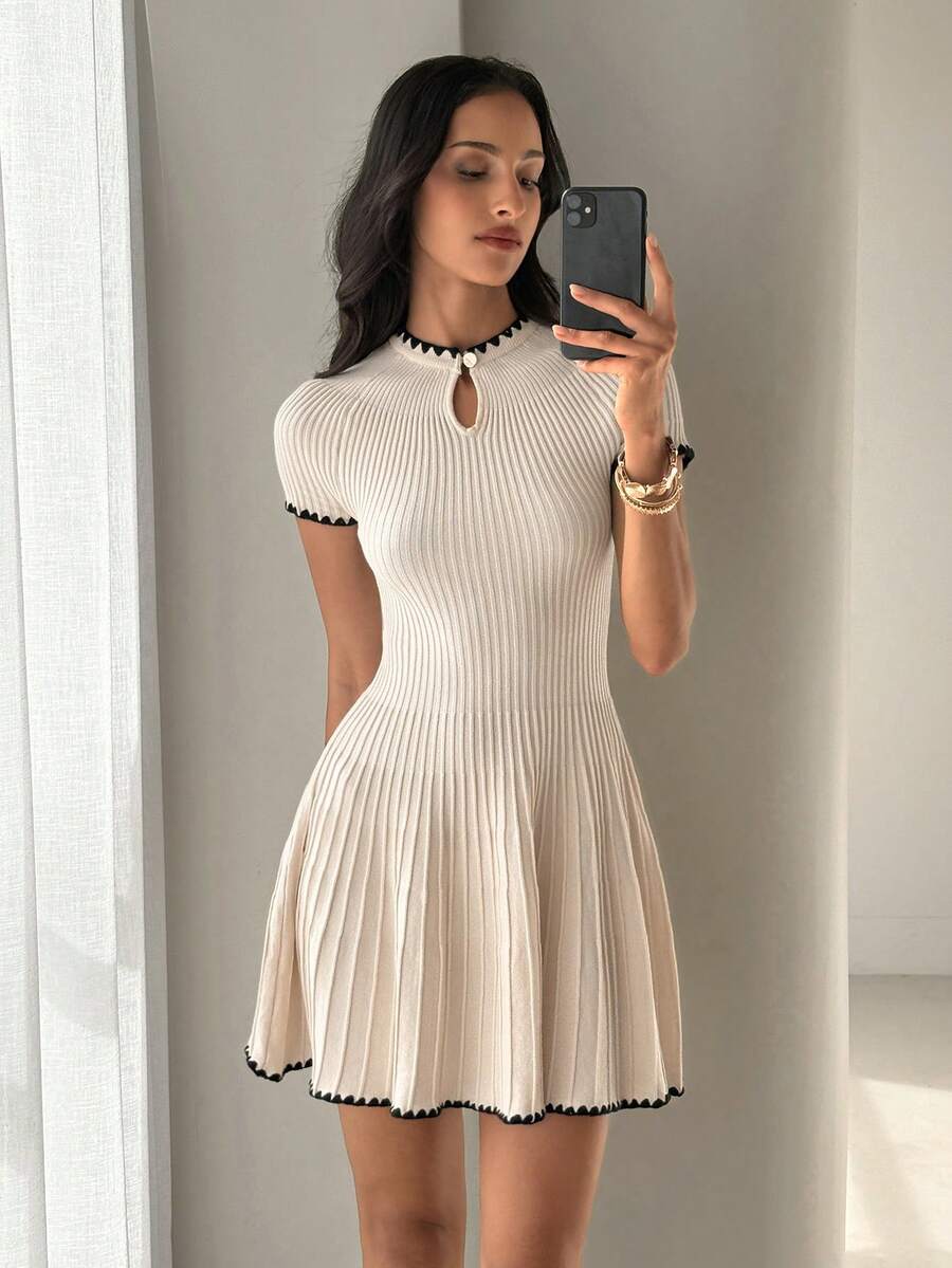 Aloruh 女士优雅通勤简约卡其色撞色针织短袖A字连衣裙 - 卡其色 - 查看 1