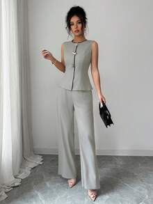 Modelyn 女士无袖修身灰色优雅浪漫办公室通勤风金属扣两件套 - 灰色 - 查看 5