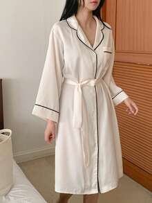 DAZY Elegant Contrast Color Trim Decor Loose Mid-Length Women Robe Pajamas - White - View 13