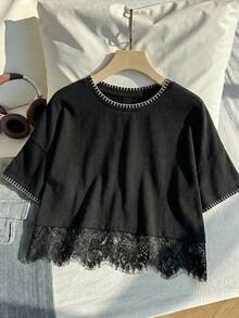 Comfortcana Loose Fit Plus Size Women's T-Shirt With Shell Embroidery, Black Short Sleeve Round Neck Lace Hem - Black - View 5