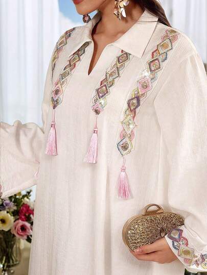 Al Najma Plus Size Women's Colorful Geometric Beaded Fringe Trim White Arabic Traditional Long Dress Boho Clothes For Women Binyag Outfit For Women Tunic Dresses For Women Blouses For Women New Elegant Zanea Dress For Woman Zanzea Blouses For Women Kaftan Tops For Women Zipper Abaya Zulu Traditional Dress For Women Africa