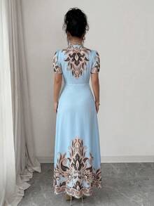 Vestido elegante de línea A con estampado digital de retazos, cuello en V profundo y cintura ceñida, color albaricoque, adecuado para cenas formales, citas y bodas de mujeres (estampado de colocación) - Verde Oscuro - Ver 8