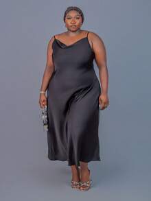CurvyTilda Plus Size Women Solid Color Draped Neck Elegant Slip Luxury Dress, Fall/Autumn/Winter, Christmas, New Year, Thanksgiving, Party, Wedding, Beach, Graduation, Chic, Elegant, Casual, Going Out, Date, Appointment, Commute, For Hourglass Body Shape - Black - View 7