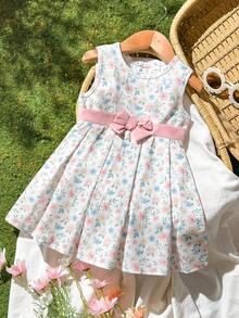 SHEIN Vintaside Kids 女婴春夏新品 - 优雅水彩印花长裙，飘逸花朵点缀，充满春日气息，腰间系有蝴蝶结，无袖公主风设计，针织面料，腰部收紧，适合户外野餐、下午茶聚会、生日派对等场合。 - 淺粉色 - 查看 3