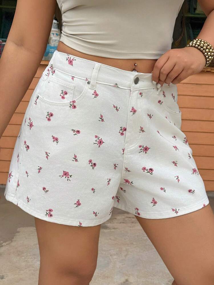 Dazy Plus Plus Size Women Ditsy Floral Frayed Hem Casual Beach Shorts Summer