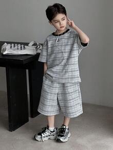 Dazy Kids Bộ áo thun và quần short kẻ caro dáng rộng, thời trang đường phố, phong cách thường ngày mùa hè dành cho bé trai. - Xám - Xem 6