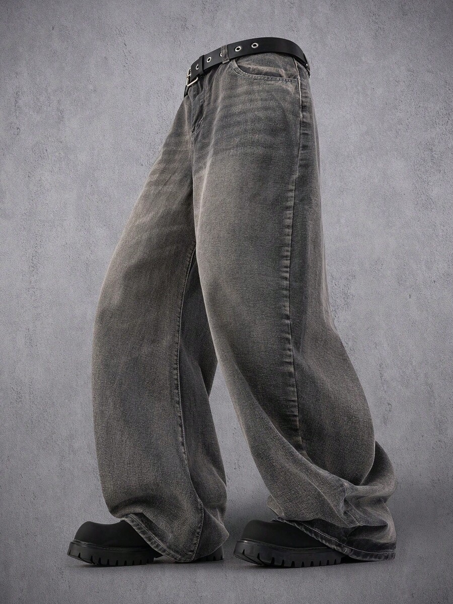 Manfinity Denimwave Y2K Vintage Streetwear 's Light Blue Distressed Loose Barrel Leg Denim Baggy Jeans - Image 3