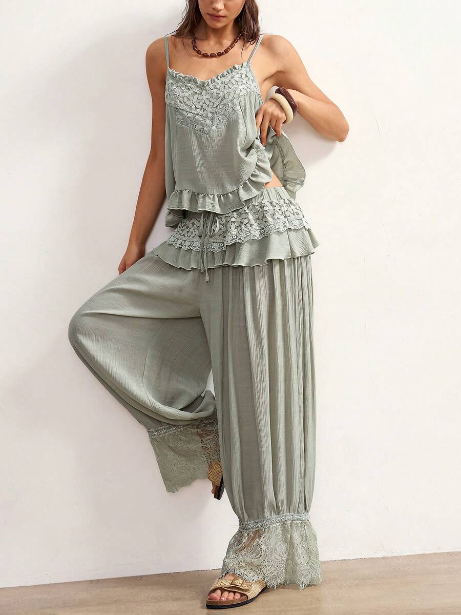 Bohemela Quần dài nữ phong cách BOHO mùa xuân/hè, chất liệu dệt kim, phối ren, thiết kế dáng ống loe với gấu quần xếp ly và điểm nhấn ren. Thích hợp cho những buổi đi chơi hàng ngày, gặp gỡ bạn bè, lễ hội âm nhạc, tiệc tùng, phối đồ nhiều lớp và thư giãn tại nhà. Dễ mặc cho các buổi tiệc, trang phục đi biển, phong cách nghỉ hè, kỳ nghỉ và các lễ hội âm nhạc lấy cảm hứng từ miền Tây - cũng tuyệt vời cho lễ Phục sinh, các buổi hòa nhạc đồng quê, các buổi biểu diễn trực tiếp, lễ hội hóa trang, tiệc trà chiều, những ngày đi biển, du thuyền và các chuyến đi thành phố. - màu xanh lá - Xem 1