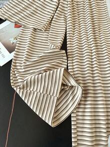 SHEIN 少女针织条纹圆领短袖修身T恤和配套修身裤套装，休闲百搭 - 杏色 - 查看 3