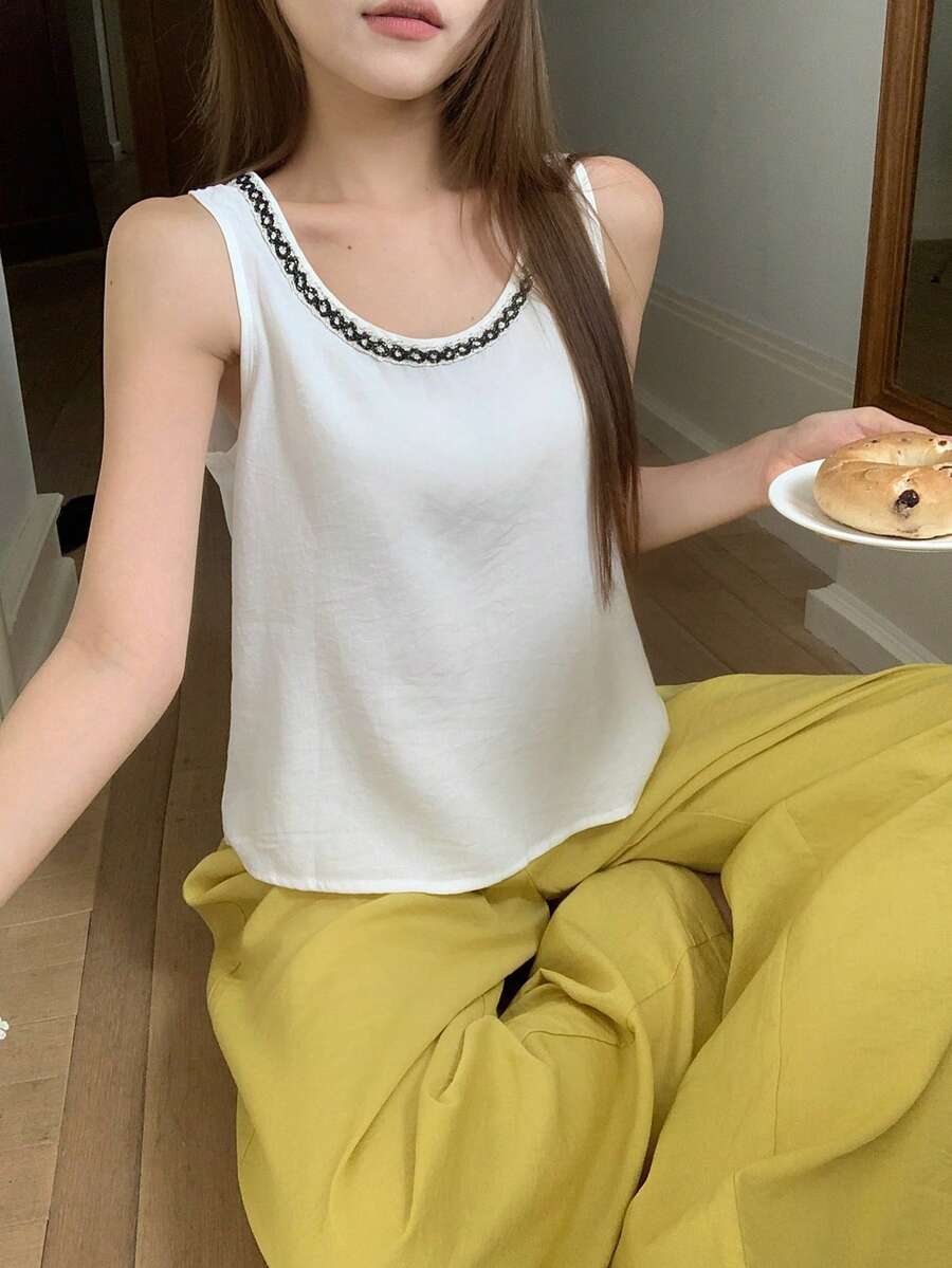 DAZY Bộ đồ mặc nhà nữ kiểu dáng thường ngày gồm áo tank top cổ tròn và quần dài. - trắng - Xem 1