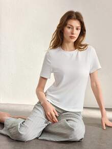 Ocili Set Piyama Kaos Katun Nyaman & Celana Linen Lembut untuk Wanita - Hijau - View 2