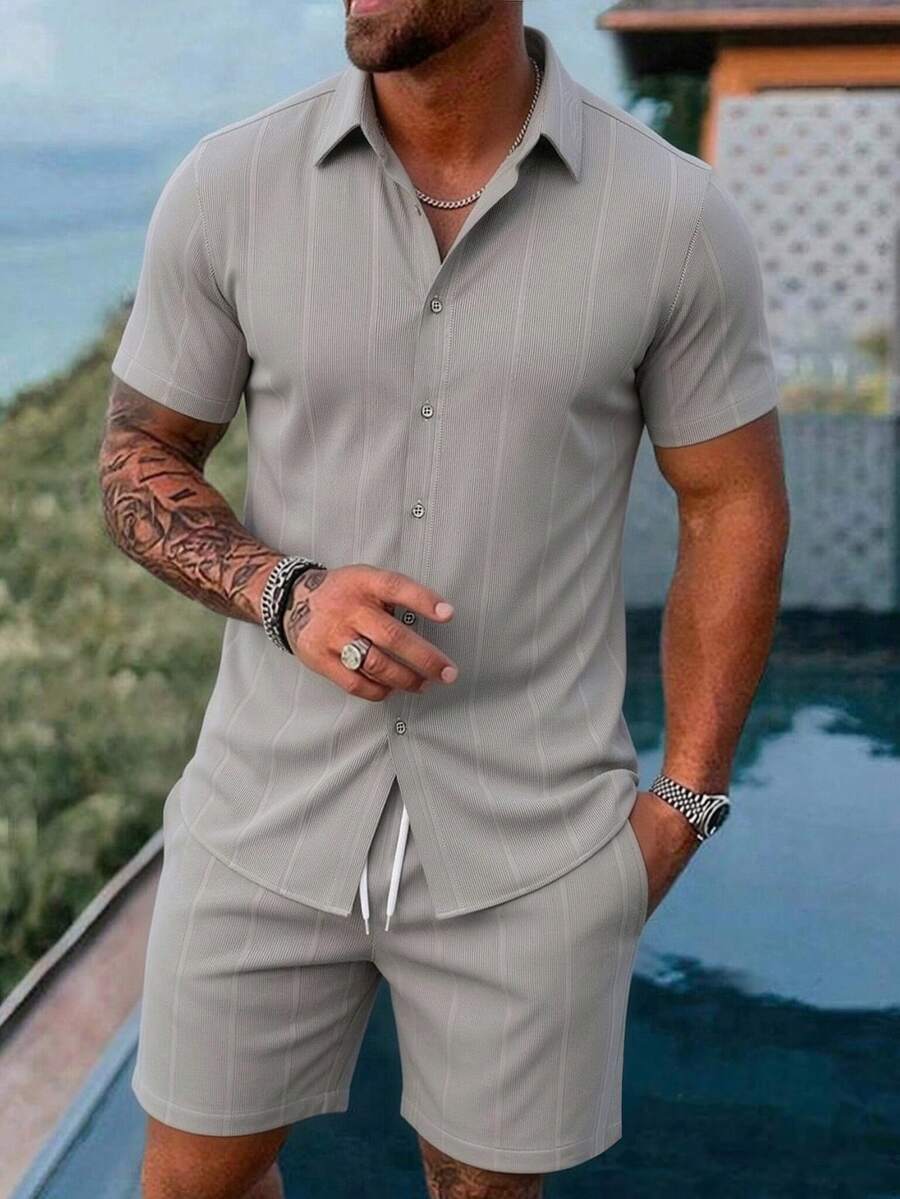 VENTUSAIL 男士鼠尾草綠夏季休閒度假條紋短袖單排扣襯衫與短褲套裝,老錢風復古男士正裝造型 - 灰色 - 查看 1
