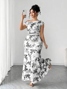 Elenzga Valentine's Day Floral Pattern Asymmetric Waist Mermaid Hem Elegant Plus Size Women Dress - Black - View 1
