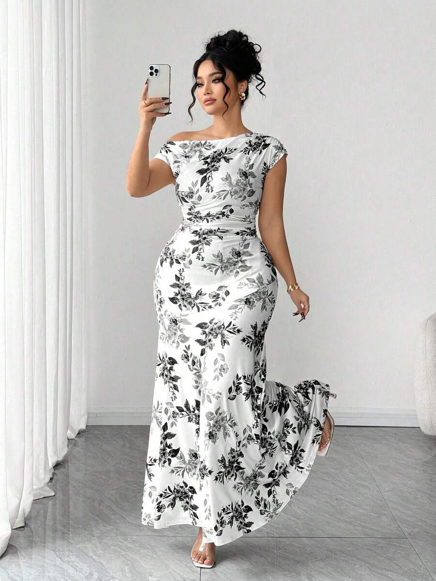 Elenzga Valentine's Day Floral Pattern Asymmetric Waist Mermaid Hem Elegant Plus Size Women Dress - Black - View 1