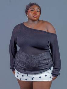 CurvyTilda 大码休闲不对称肩针织上衣，百搭T恤，适合秋冬季节，尤其适合沙漏型身材 - 黑色 - 查看 3