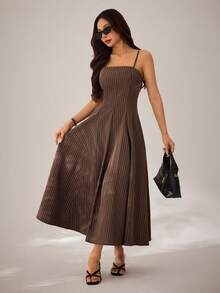 SHEIN PETITE Đầm midi không tay màu nâu dây mảnh dành cho nữ, kiểu dáng xuân/hè, họa tiết kẻ sọc - Hoàn hảo cho kỳ nghỉ, trang phục thường ngày, đi làm, những chuyến đi lãng mạn, du lịch trên tàu biển, phong cách đường phố, trang phục dự đám cưới, phong cách bohemian, trang phục hàng ngày, tối giản, đa năng và du lịch - Đầm nữ - màu nâu - Xem 4