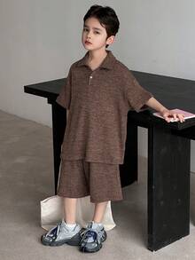 Dazy Kids 男童夏季休闲度假及日常穿着简约纯色落肩宽松Polo衫和短裤套装 - 棕色 - 查看 4