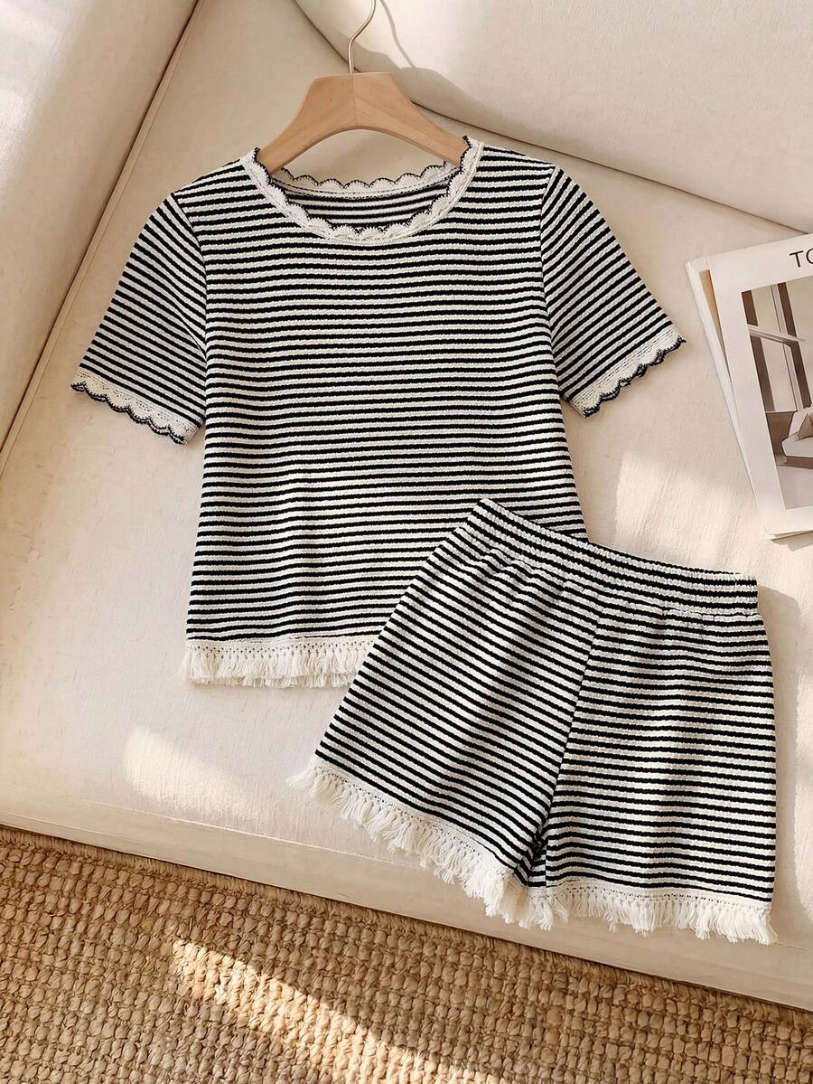 CosyJoli Bộ đồ nữ thường ngày 2 mảnh, mùa xuân/hè, áo thun và quần short kẻ sọc đen trắng ôm dáng. - Đen và trắng - Xem 1