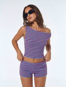 SHEIN ICON Bộ đồ 2 mảnh thời trang mùa hè Y2K dành cho nữ, gợi cảm, đa năng, gồm áo crop top kẻ sọc lệch vai và quần short casual. - Nhiều màu - Xem 4