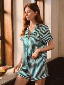 Bisouelle [Elegant Fields]2 Peças Conjunto de Pijama de Verão em Cetim com Top de Manga Curta com Gola e Shorts Listrados com Laço, Roupa de Descanso Feminina, Conjunto de Duas Peças para o Verão - Verde - Visão 8