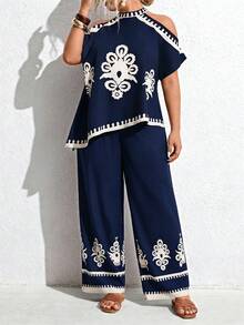 Breezaya 大码女式印花露肩上衣和宽松阔腿裤两件套，休闲艺术优雅度假装 - 藏蓝色 - 查看 4