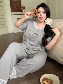 Dazy Plus 两件套可爱绵羊印花蕾丝拼接宽松短袖睡衣套装，春夏大码女式睡衣 - 灰色 - 查看 6