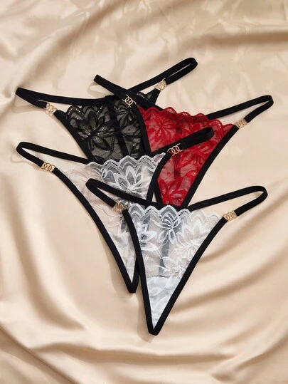 Charlaine 4 chiếc quần lót G-string nữ ren hoa hai màu thanh lịch và gợi cảm, có khóa kim loại trang trí bên hông.