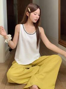 DAZY Bộ đồ mặc nhà nữ kiểu dáng thường ngày gồm áo tank top cổ tròn và quần dài. - trắng - Xem 7