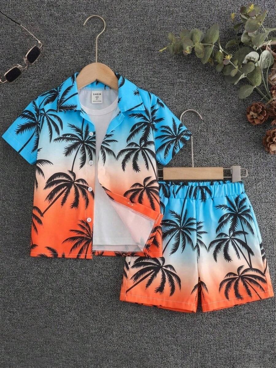 SHEIN Conjunto informal de 2 piezas de camisa y pantalones cortos con estampado de palmeras degradado para niño de vacaciones - Multicolor - Ver 1