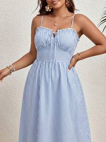 SHEIN LUNE Plus Size Women Blue And White Stripe Shirred Holiday Tie-Up Boho Camisole Dress Summer Vacation Beach Vacation Vacation Beach Vacation - Blue and White - View 10