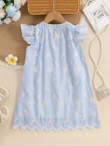 SHEIN Elladie kids 少女蕾丝镂空短袖公主风碎花连衣裙，可爱甜美风格，简约时尚，百搭舒适，适合夏季外出、购物、旅行、散步等场合。 - 藍色 - 查看 2