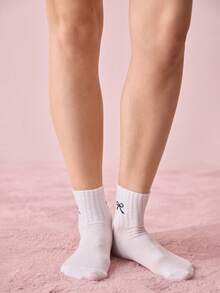 Bonmuse 5 Pairs Women's Warm Thick Soft Retro Casual Mid-Calf Socks, Knitted Fuzzy Socks, Random Colors - Multicolor - View 3