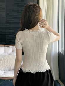 DAZY Áo khoác cardigan tay ngắn viền ren thanh lịch dành cho nữ - Màu be - Xem 2