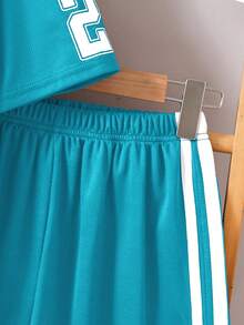 SHEIN Tween Boy Loose Fit Sports Short Sleeve & Shorts Set - Green - View 4