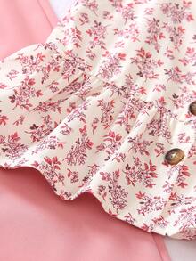 SHEIN Elladie kids Setelan Musim Panas 2 Potong untuk Anak Perempuan, Motif Bunga Vintage, Kancing, Tanpa Lengan, Atasan Berkerut dan Celana Kasual, Cocok untuk Pakaian Sehari-hari, Jalan-jalan, Pesta, dan Kembali ke Sekolah. - Berwarna merah muda - View 4
