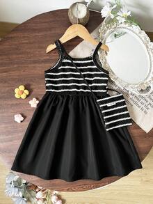 SHEIN Genkimix Kids 女童休闲可爱无袖连衣裙，女童春夏优雅连衣裙，饰有3D花朵和包包图案，针织提花面料，适合日常和户外穿着。 - 黑色 - 查看 1