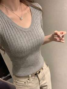 INAWLY Blusa de punto acanalado de cuello en V estilo coreano básico, camiseta corta y ajustada de verano para mujer, jersey de punto de manga corta versátil de talle alto - Gris - Ver 2