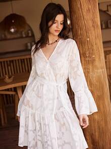 Áo choàng nữ phong cách Bohemian, giản dị, lãng mạn, chất liệu chiffon, ren, phối nhiều mảnh, xuyên thấu. - trắng - Xem 1