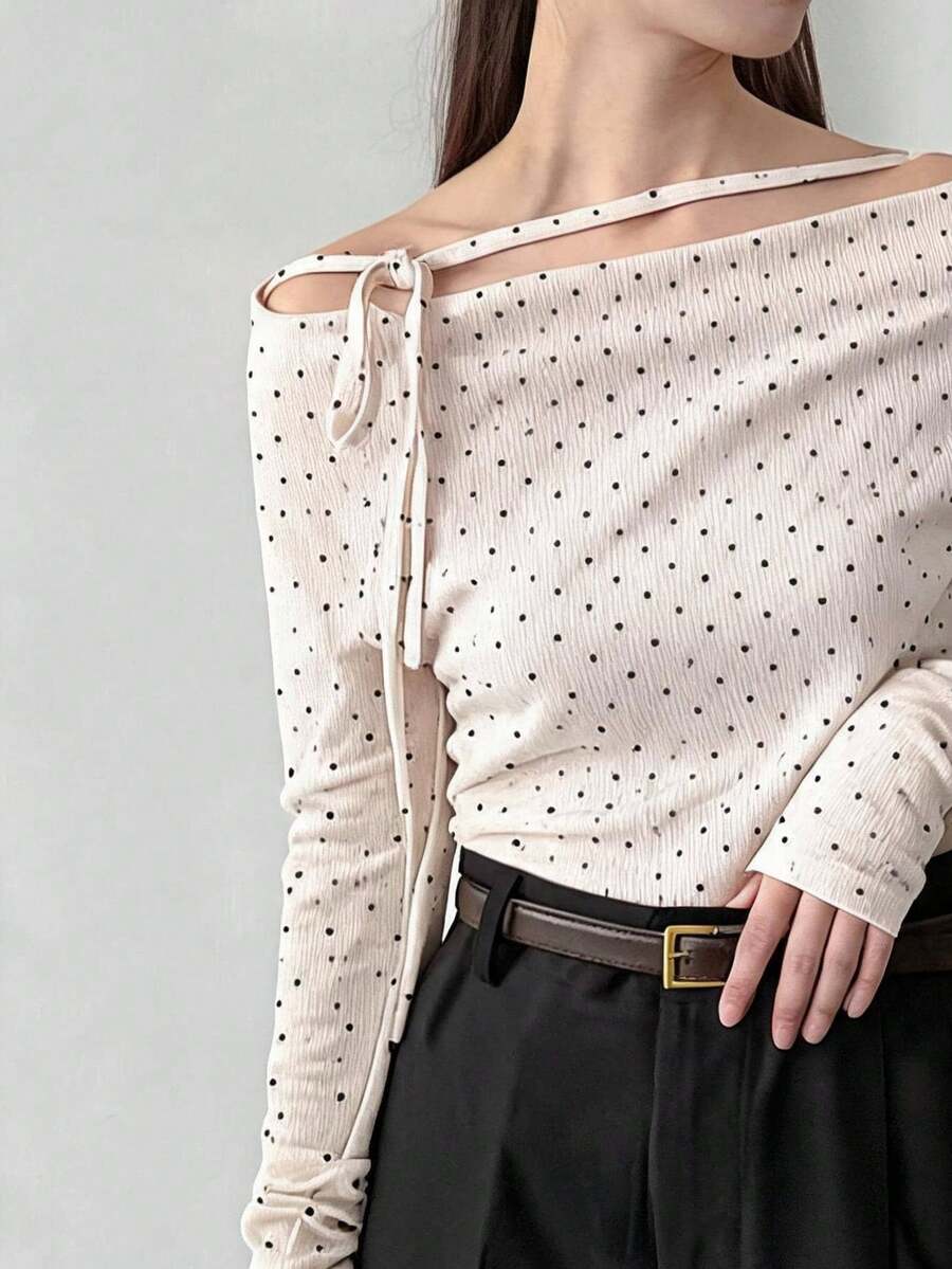 FRIFUL 女士优雅波点印花斜肩长袖上衣 - 米色 - 查看 1