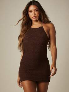 MISSGUIDED Đầm mini ôm sát không tay bằng vải móc, cổ yếm và hở lưng, hoàn hảo cho các buổi tiệc tối. - Cà phê nâu - Xem 3