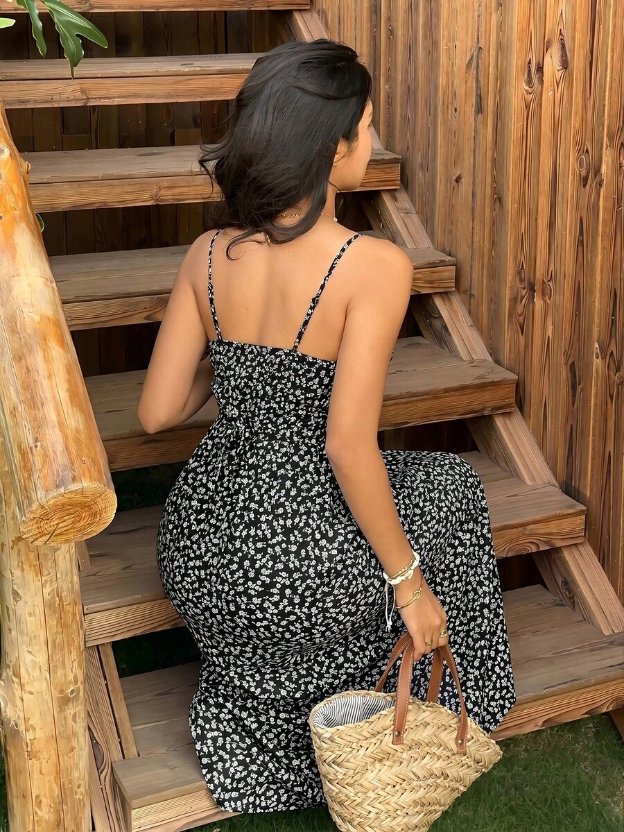 SHEIN EZwear 黑色碎花吊带沙滩度假连衣裙（女款） - 黑色 - 查看 1