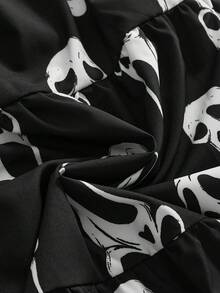 ROMWE Goth 大码哥特恐怖暗黑印花露肩花瓣袖连衣裙 - 黑色 - 查看 10